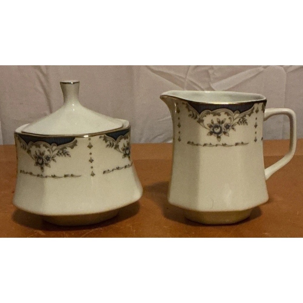 Seizing Fine China Mood Indigo 7936 Cream And Sugar Bowls, Retired